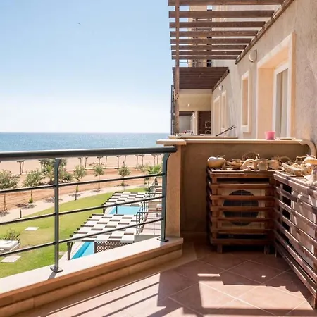 Thalassa Beach One Bedroom With Sea View *